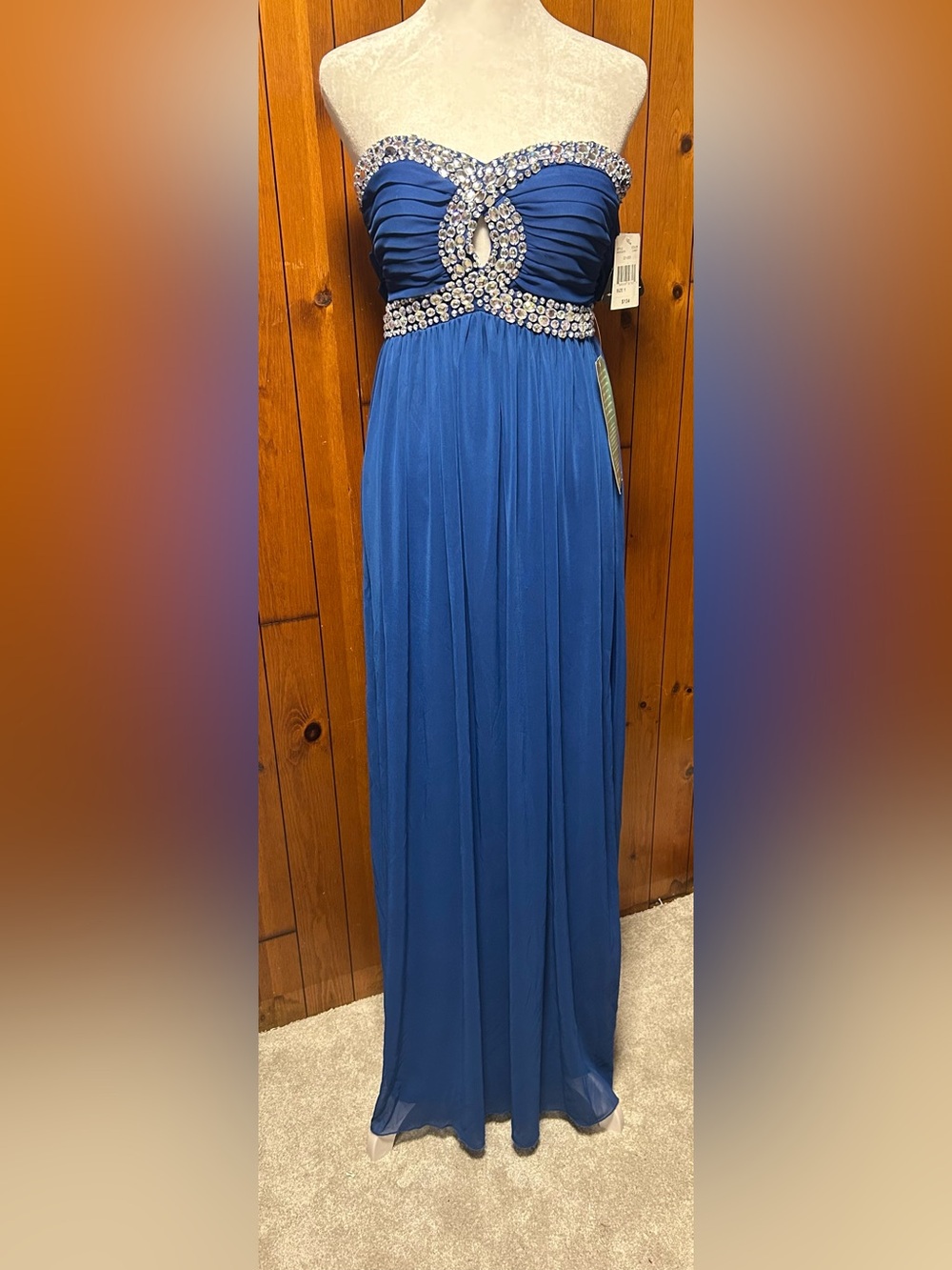 City Triangles Strapless Formal Dress with Rhinestone + Keyhole Accents Size 1
